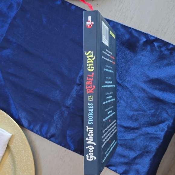 Good Night Stories for Rebel Girls - Picture 4 of 6